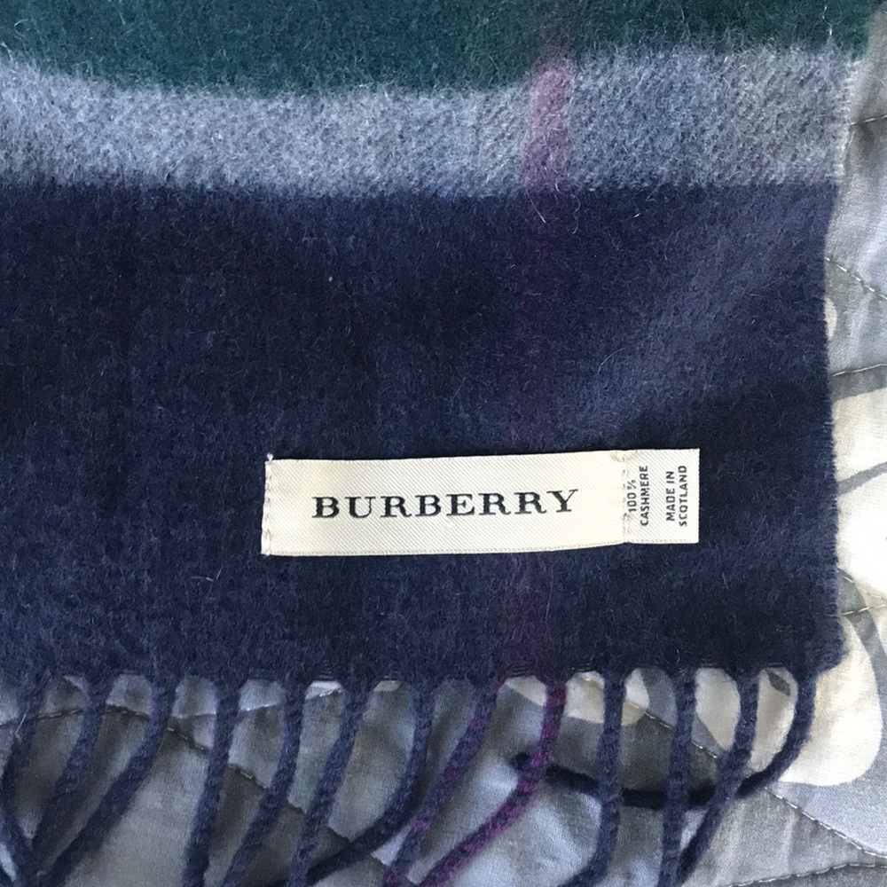 Burberry cashmere purple plaid scarf - Picture 2 of 6